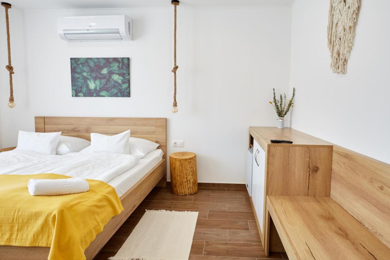 Naturella Panzio 维拉尼 外观 照片